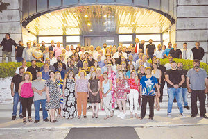 Μόλις χθες, στην εκδήλωση παρουσίασης θέσεων και υποψηφίων του συνδυασμού του, ο υποψήφιος δήμαρχος Ανδρέας Κουκλινός παρουσίασε τον ίδιο υποψήφιο.