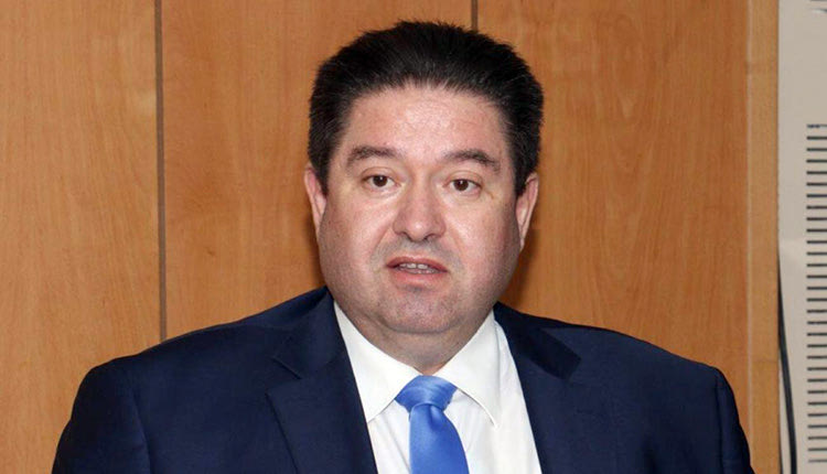 Ο ΜΙΧΑΛΗΣ ΚΑΡΑΜΑΛΑΚΗΣ ΣΤΗΝ «Π»