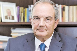 καραμανλης