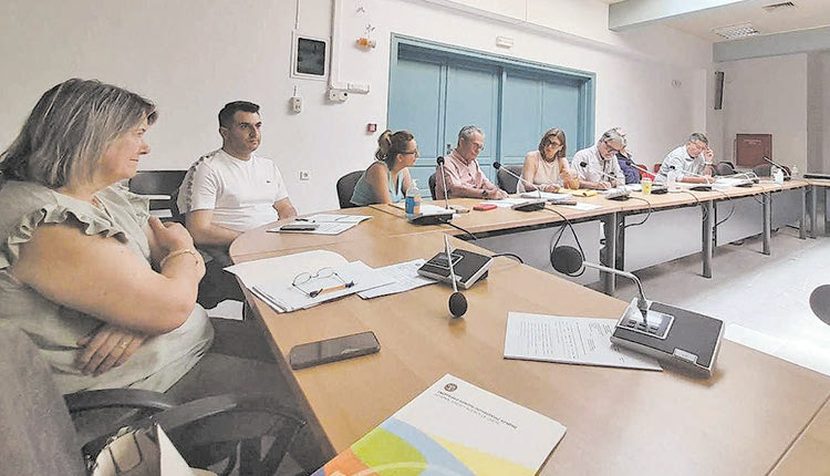 Συνεχίζονται οι συναντήσεις για τις ενεργειακές αναβαθμίσεις κτηρίων