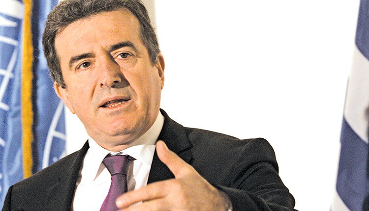 ΣΤΟ ΗΡΑΚΛΕΙΟ ΑΥΡΙΟ Ο Μ. ΧΡΥΣΟΧΟΪΔΗΣ Για επίσκεψη «εξπρές» στο ΠΑΓΝΗ και το Βενιζέλειο ο υπουργός Υγείας