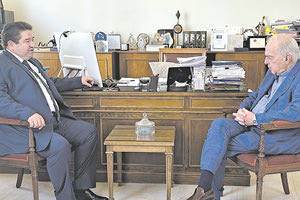 Από τη συνάντηση Λαμπρινού και Καραμαλάκη