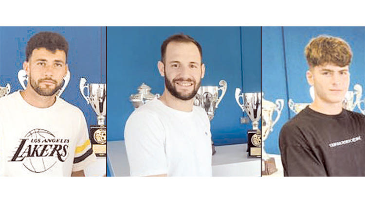  Μουρτζάκης, Τριάντης και Σταματάκης που πήρε ο Ηρόδοτος