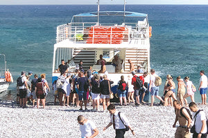 ΡΟΔΟΣ: Βρετανικά τουριστικά γραφεία εξετάζουν άμεσο επαναπατρισμό τουριστών
