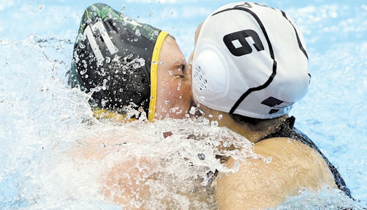 Σύγκρουση...