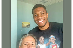 Εάν δεν ήταν ο Γιάννης Αντετοκούνμπο θα λέγαμε πως είναι καθιστός ο Γιώργος Πλιάκας!