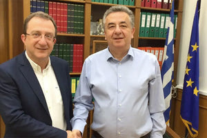 Ε, ποιον ΣΥΡΙΖΑ και ποια κόμματα να περιμένει; Την υποψηφιότητά του ως περιφερειακού συμβούλου στις επερχόμενες περιφερειακές εκλογές με τον συνδυασμό του Σταύρου Αρναουτάκη ανακοίνωσε επίσημα ο Βαγγέλης Ζάχαρης.