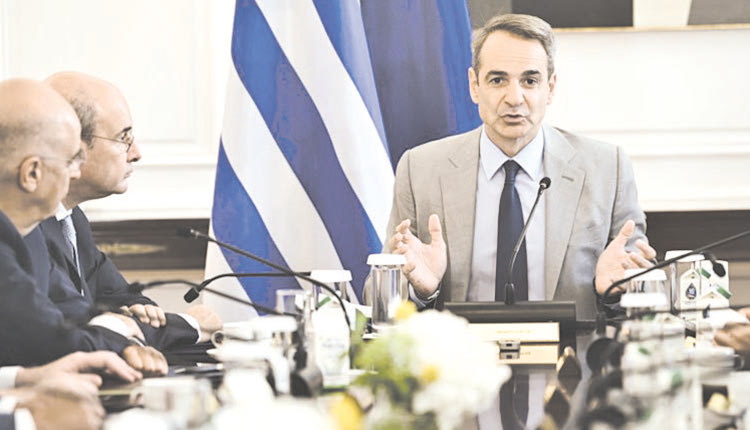 Στις φωτιές που καίνε η χώρα αναφέρθηκε ο Κ. Μητσοτάκης