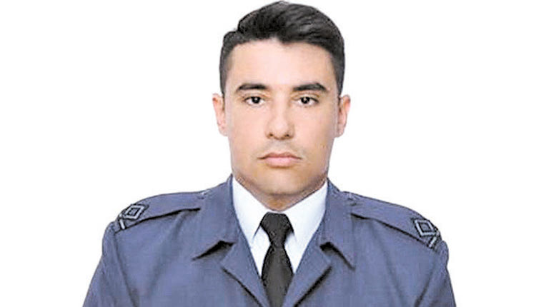 Ο ανθυποσμηναγός Περιλής Στεφανίδης