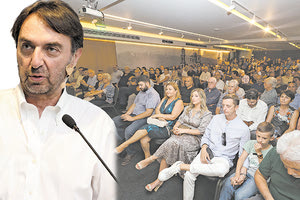 Ο Γ. ΑΛΕΞΑΚΗΣ ΠΑΡΟΥΣΙΑΣΕ ΕΡΓΑ ΚΑΙ ΥΠΟΨΗΦΙΟΥΣ «Δεν επιτρέπεται να χάσουμε καμία ευκαιρία για το Ηράκλειο»!