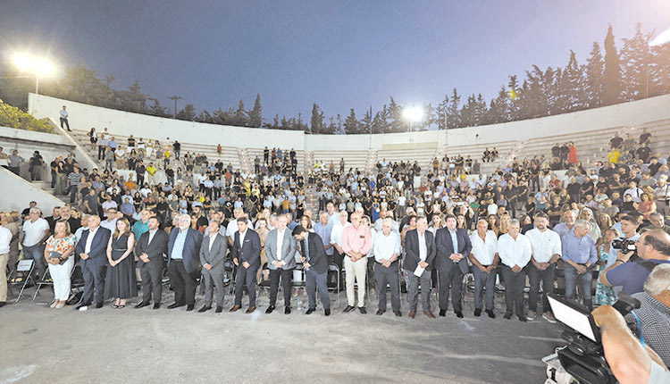 Το σχέδιο του υπουργείου για την αγροτική ανάπτυξη ανέλυσε στο Αρκαλοχώρι ο Λευτέρης Αυγενάκης