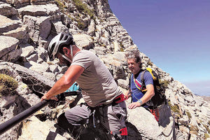 Δύσκολη επιχείρηση αποκατάστασης δικτύου στο Οροπέδιο