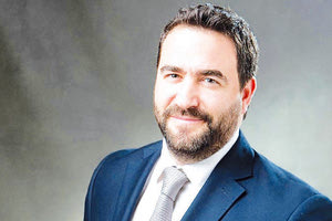 Τους 100 υποψήφιους έφθασε η δημοτική κίνηση «Ηράκλειο για όλους»