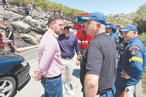 ΒΟΥΛΙΣΜΕΝΟ ΑΛΩΝΙ Με τη συνδρομή του δήμου η άμεση κατάσβεση της φωτιάς