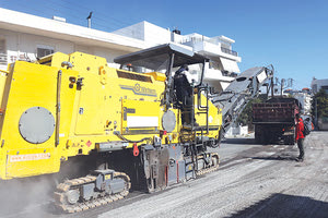 Εργασίες ασφαλτόστρωσης στον Μασταμπά