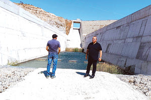 Από την επίσκεψη του αντιπεριφερειάρχη στο φράγμα Πλακιώτισσας