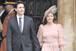 ΤΖΑΣΤΙΝ - ΣΟΦΙ ΤΡΙΝΤΟ