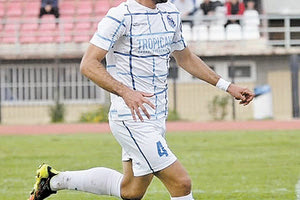 ΑΛΜΥΡΟΣ: Θωράκισε την άμυνα με Μαντζανά