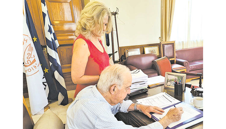 Το Σχέδιο Βιώσιμης Αστικής Ανάπτυξης υπέγραψε ο δήμαρχος Ηρακλείου