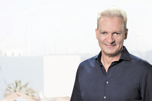 Προγραμματικές θέσεις και υποψήφιους παρουσιάζει την Τρίτη ο Αλέξης Καλοκαιρινός