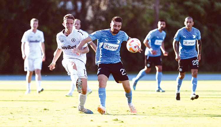 Τοράλ και Έρλινγκμαρκ σε στιγμιότυπο απο το φιλικό του Σαββάτου