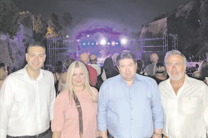 Στη συναυλία για τα 110 χρόνια από την ένωση της Κρήτης με την Ελλάδα ο Μιχάλης Καραμαλάκης