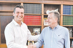 Υποψήφιος με τον Σταύρο Αρναουτάκη ο Γιώργος Καρτσάκης