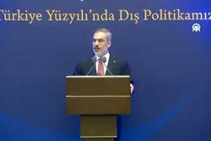 Ο Τούρκος υπουργός Εξωτερικών Χακάν Φιντάν μίλησε στη 14η Διάσκεψη των Τούρκων πρέσβεων, που πραγματοποιήθηκε στην Άγκυρα και άφησε να εννοηθεί ότι το κλίμα είναι διαφορετικό.