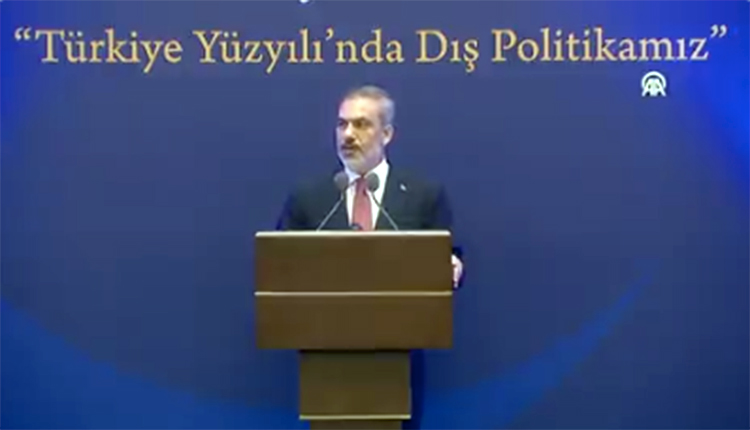 Ο Τούρκος υπουργός Εξωτερικών Χακάν Φιντάν μίλησε στη 14η Διάσκεψη των Τούρκων πρέσβεων, που πραγματοποιήθηκε στην Άγκυρα και άφησε να εννοηθεί ότι το κλίμα είναι διαφορετικό.