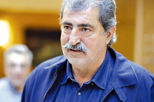Το ξανασκέφτεται ο Παύλος Πολάκης