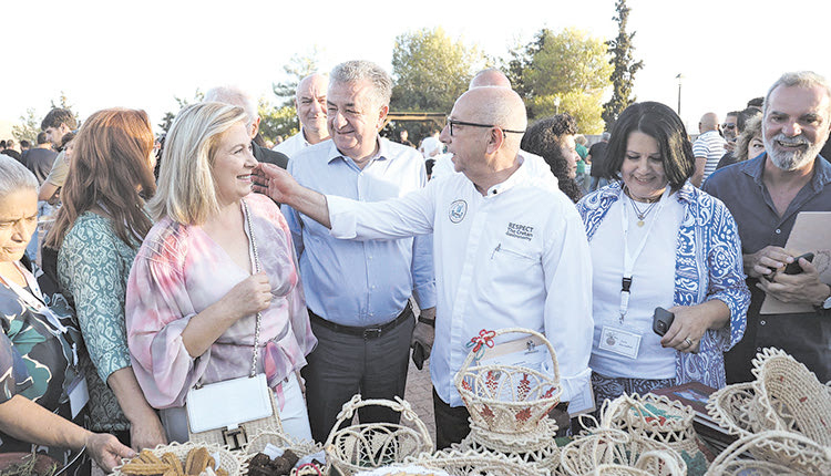 Κέρδισε και φέτος τις εντυπώσεις η κρητική κουζίνα