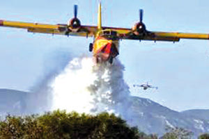 Δύο αεροσκάφη έστειλε η Ελλάδα στην Κύπρο