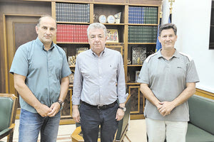 Συνάντηση με τον Σύλλογο Προστασίας Ανθρώπινης Ζωης «Ανθρώπινη Ασπίδα» πραγματοποιήθηκε χθες στην Περιφέρεια Κρήτης με τον περιφερειάρχη κο Σταύρο Αρναουτάκη, Α