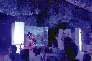 “Μ’ ένα καράβι παραμύθια...”