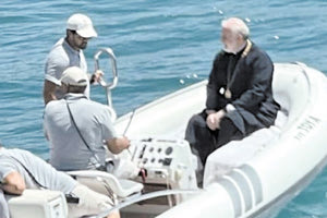 ΕΛΠΙΔΟΦΟΡΟΣ: Ένας χλιδάτος γάμος υπερπαραγωγή “αναστάτωσε” τον Πόρο, ανάμεσα στον ελληνικής καταγωγής κροίσο επιχειρηματία Σπύρο Σκληρό και την αγαπημένη του Ιφιγένεια Μαυροκορδάτου-Κωνσταντίνου, η οικογένεια της οποίας ασχολείται με το real estate και έχει εμπορικά κέντρα στην Αθήνα και τη Λατινική Αμερική, έγραφε η ιστοσελίδα The Toc.