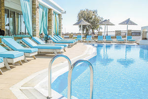 Γεμάτη η Κρήτη, άδεια τα πορτοφόλια των τουριστών