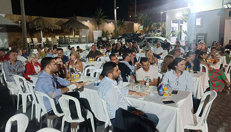   Εκπρόσωποι των σωματείων και οι προσκεκλημένοι της ΕΠΣΗ στις κληρώσεις