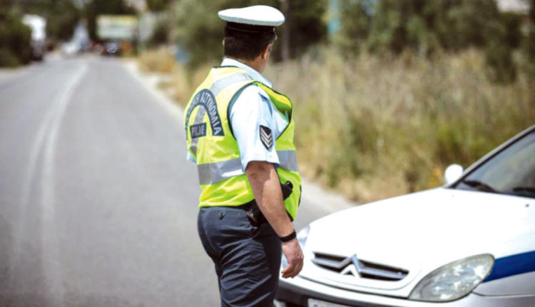 ΕΛΕΓΧΟΣ ΤΡΟΧΑΙΑ Συνεχίζουν να τρέχουν οι Κρητικοί