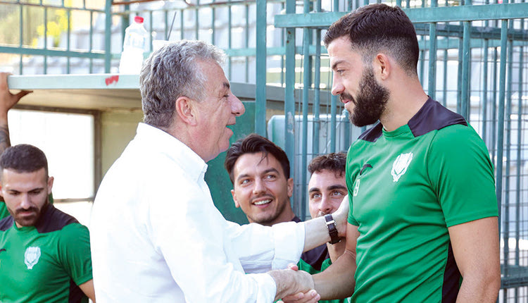 Παρών στην πρεμιέρα και ο περιφερειάρχης Σταύρος Αρναουτάκης