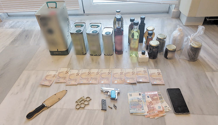 Με πλαστά χαρτονομίσματα πλήρωσε ο συλληφθείς
