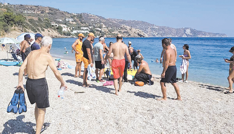 ΠΑΝΤΑΝΑΣΣΑ Ανέσυραν νεκρό 85χρονο από τη θάλασσα