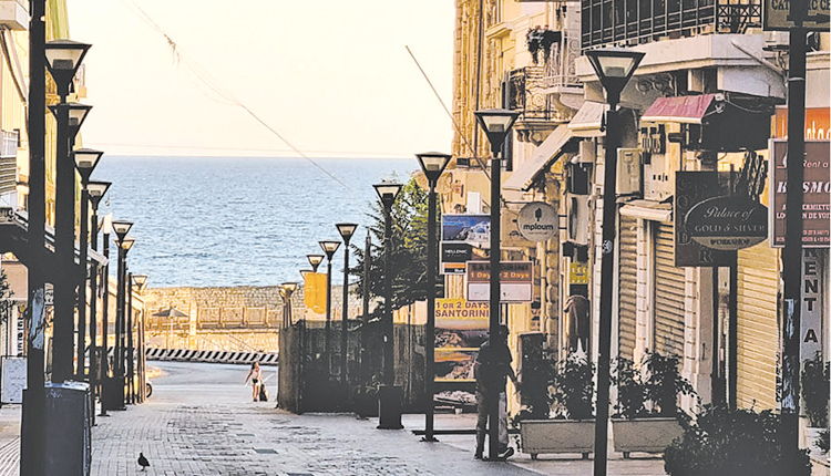 ΚΑΘΕ ΧΡΟΝΟ ΣΤΙΣ 25 ΑΥΓΟΥΣΤΟΥ Μια σφαγή, ένας δρόμος, μια Εκκλησία!