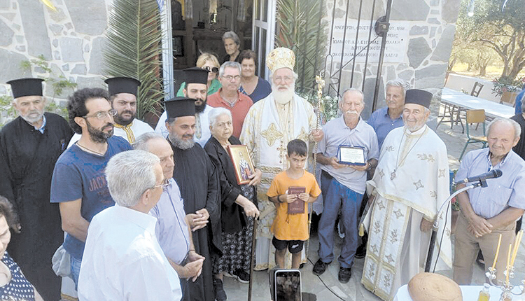 Δεν είναι μόνο ο Αρχιεπίσκοπος Κρήτης κ. Ευγένιος, που έκανε παρέμβαση για το θέμα των νέων ταυτοτήτων, με αφορμή το συλλαλητήριο που διοργανώθηκε στην πλατεία Εευθερίας από αντιδρώντες. Στο ίδιο μήκος κύματος κινήθηκε μια μέρα αργότερα και ο Μητροπολίτης Αρκαλοχωρίου, Καστελλίου και Βιάννου κ. Ανδρέας.
