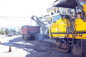 Κλείνει η λ. Δημοκρατίας για εργασίες ασφαλτόστρωσης