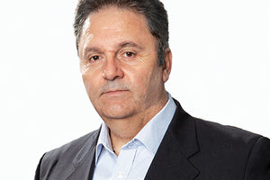 Αντώνης Τσουρδαλάκης