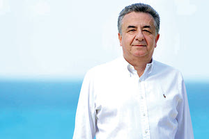 ΟΛΟΙ ΟΙ ΥΠΟΨΗΦΙΟΙ ΣΤΗΝ ΠΕΡΙΦΕΡΕΙΑ Το πιο ισχυρό ψηφοδέλτιο του Στ. Αρναουτάκη