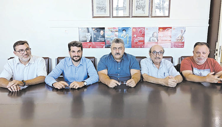 Από τη συνέντευξη Τύπου