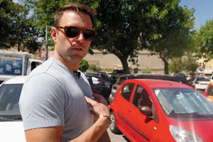 Τη δική του απάντηση σε όσους… συντρόφους του και όχι μόνο τον κατηγόρησαν ότι δεν ξέρει τα θέματα έδωσε ο Στέφανος Κασσελάκης.