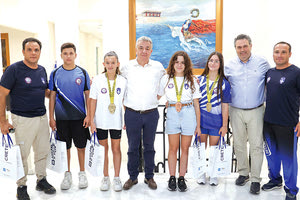 Ο κ. Αρναουτάκης και ο κ. Πιτσούλης υποδέχθηκαν τους πρωταθλητές του Ζίου Ζίτσου