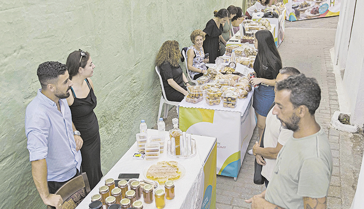 ΜΕ ΕΠΙΤΥΧΙΑ ΤΟ ΦΕΣΤΙΒΑΛ ΓΑΣΤΡΟΝΟΜΙΑΣ HERAKLION FLAVORS Διήμερο γεμάτο με γεύσεις, αρώματα και παραδόσεις στις Άνω Ασίτες